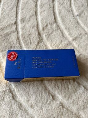 Bleu Dry Shampoo Lotion-to-Powder